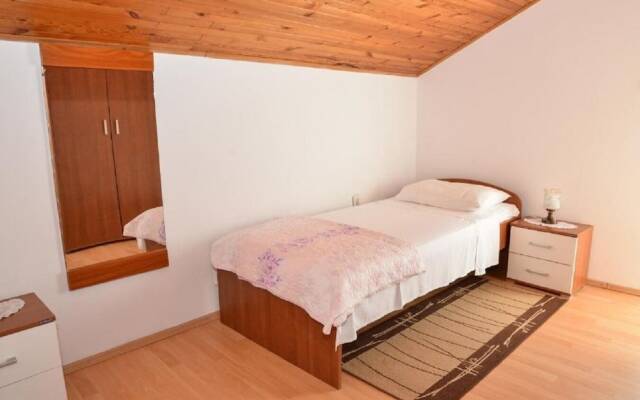 Vinko - 100m From Beach - A1