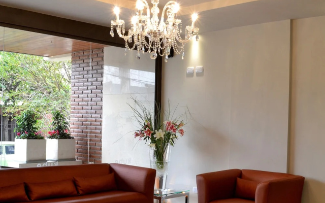 Kube Apartments