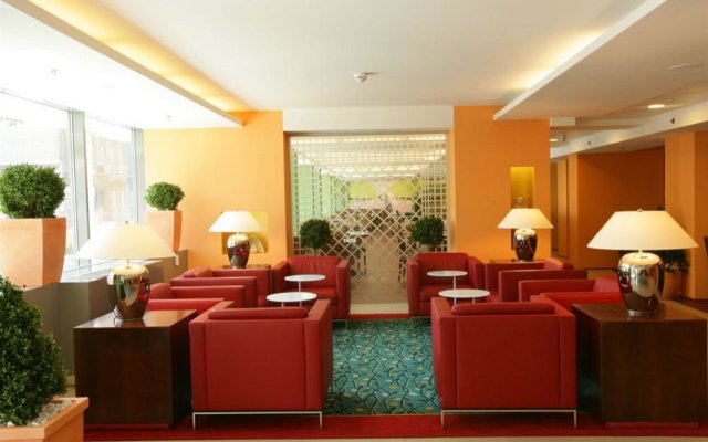 Отель Quality Hotel Vienna