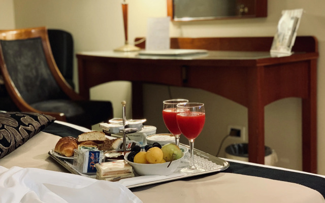 Massimo Plaza Hotel