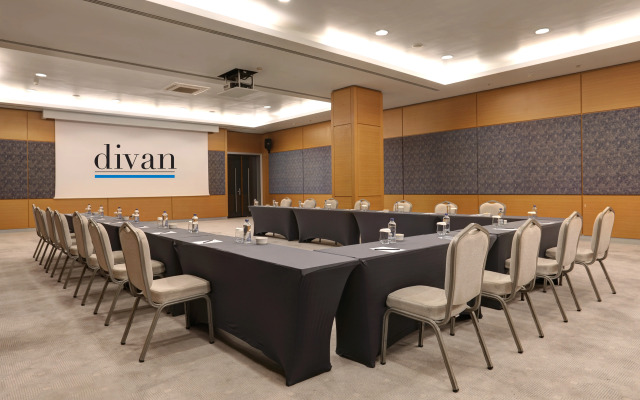 Divan Corlu