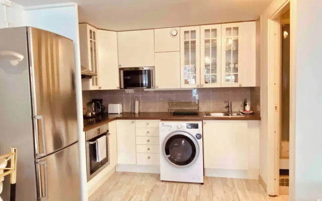 Charming Studio Flat In Sollentuna, Stockholm