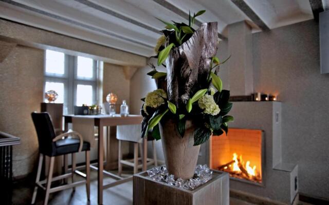 Suite & B by Hofke van Bazel