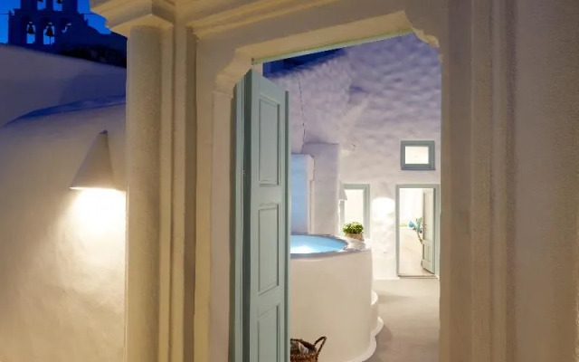 Valsamo Suites