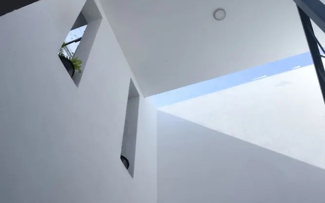 Hotel & Suites Punto Oriente