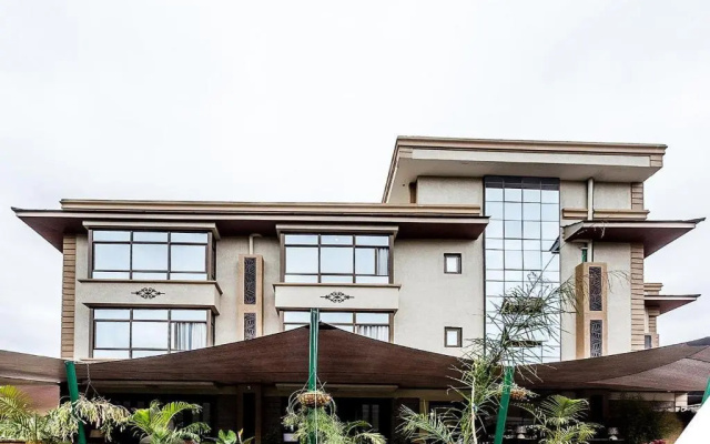 Karen Gardens Ladies Hostel