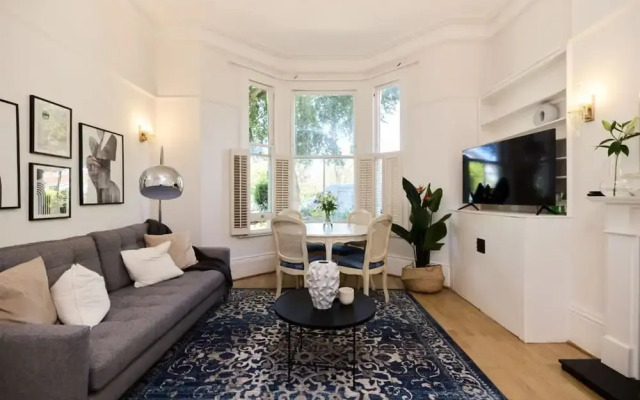The West Hill Place - Dazzling 2bdr Flat