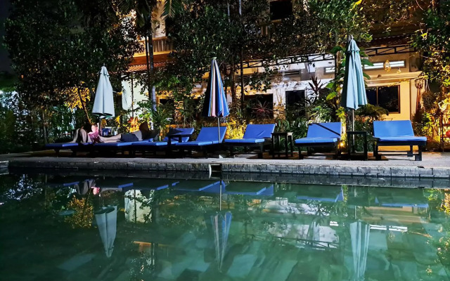 The Golden Gecko Villa
