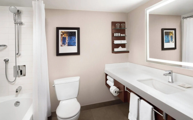 Delta Hotels by Marriott Calgary South