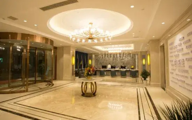 MAGNOTEL (Dengzhou Zhongzhou Avenue)