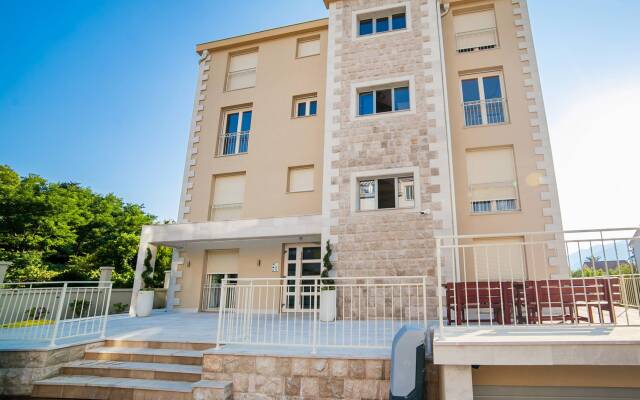 Sea Point Apart hotel Tivat