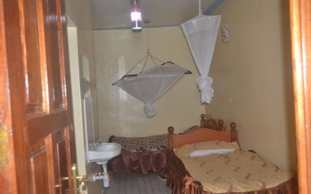 Location Plaza Restaurant