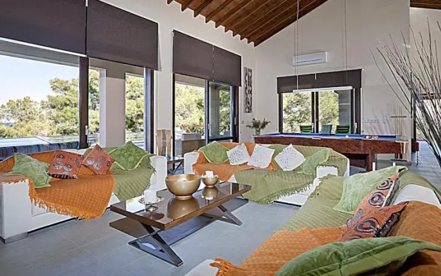 Luxury in Nature Villa