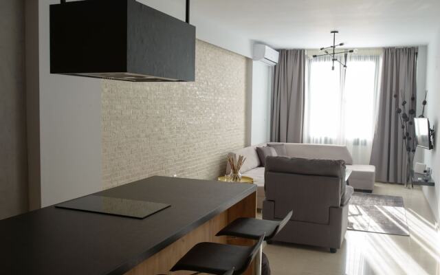 halu! Modern City Center Apartment