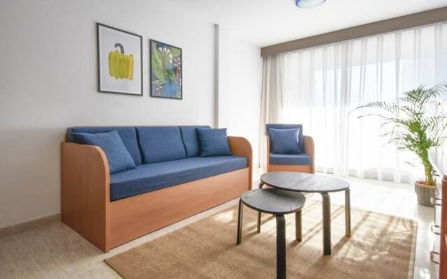Apartamento climatizado cerca del mar