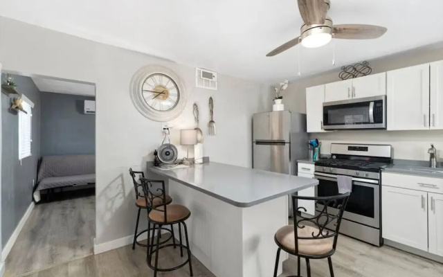 Central Phoenix Casita Unit B
