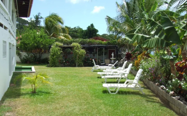 Grand Anse Beach Palace
