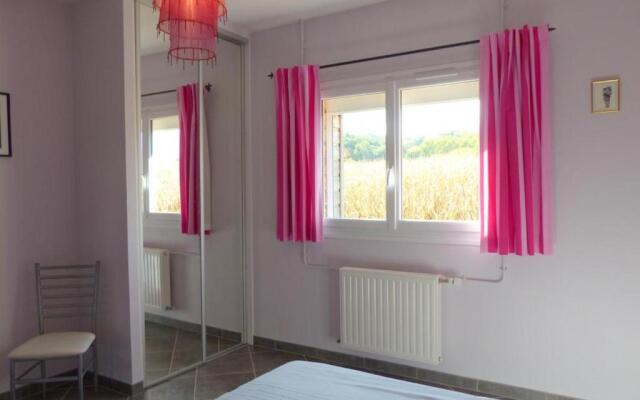 Gîte Isle-et-Bardais, 4 pièces, 6 personnes - FR-1-489-139