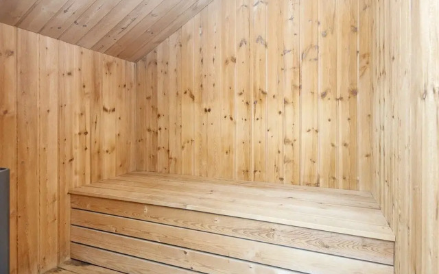 8 Person Holiday Home in Oksbol