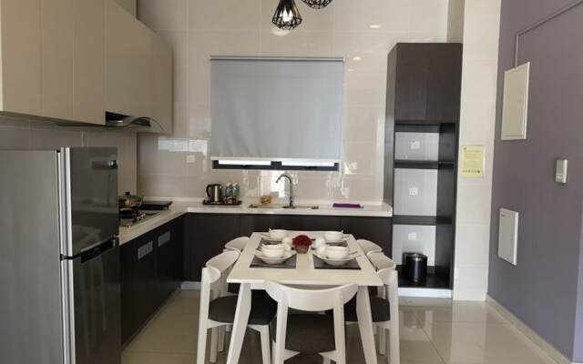 Favoured Seaview Suite