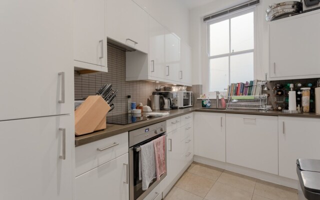Stunning 2 Bedroom 2 Bathroom in South Kensington