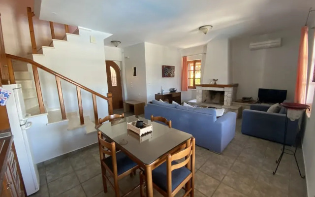 Executive Villa Madouri With Private Pool