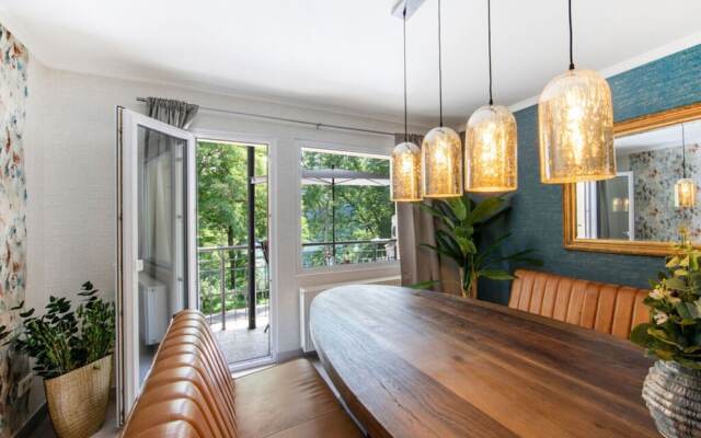 Maarchalet Modern Retreat