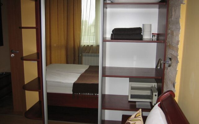 Central Sofia City Rooms Near Central Subway Station