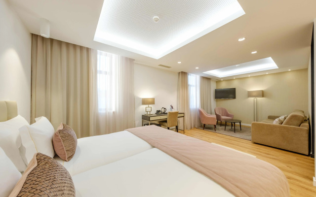 SDivine Fátima Hotel