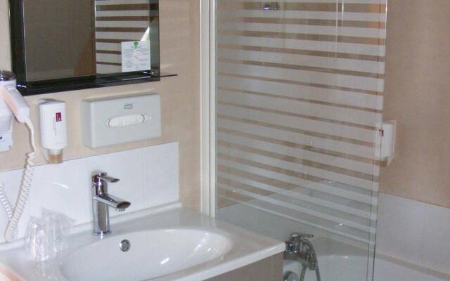 Les Belleme Golf Apartments