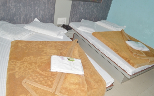 Hotel Sukh Suvidha