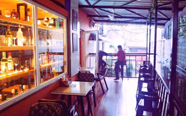 Hotel Niladrii Palace