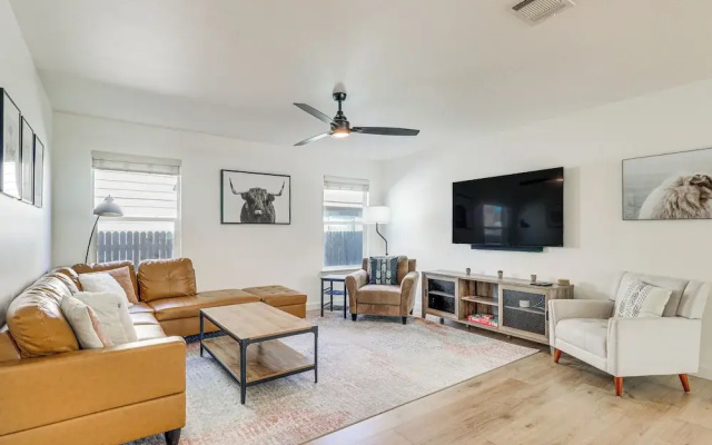 Centrally Located Austin Home w/ Private Patio!