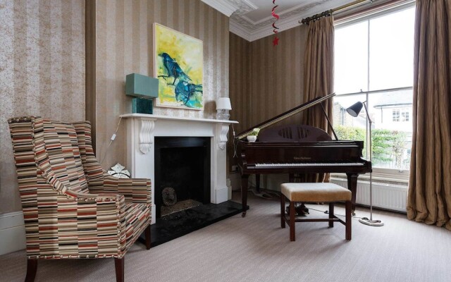 Veeve - Grand Clapham