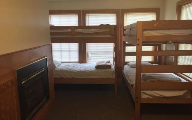 Cherry Blossom 11 - Three Bedroom Chalet