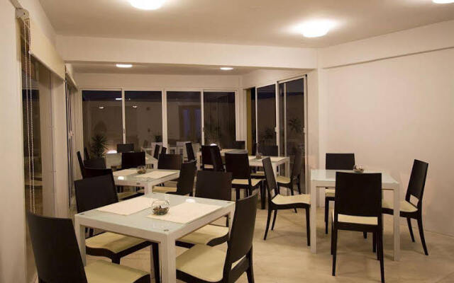 Posada Libert Hotel