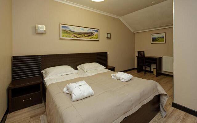 MarMaros Hotel