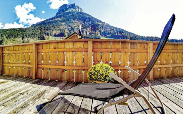 Beautiful Home in Altaussee With 3 Bedrooms, Sauna and Wifi