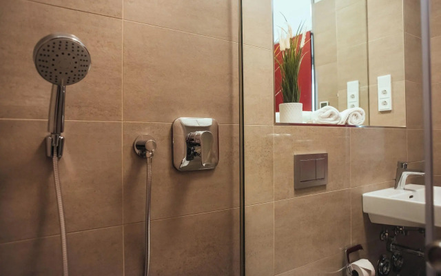 The Rix Studios & Suites