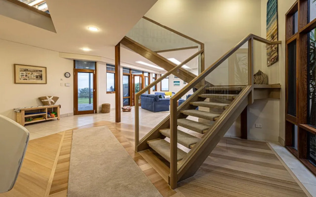 Unwind Seascape at Tennyson Beach