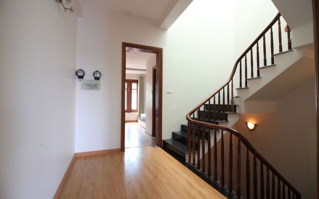 Mirr Homestay Hanoi