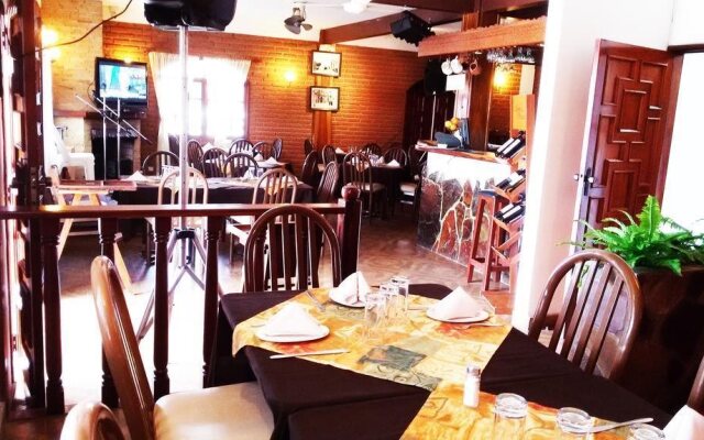 Hotel & Restaurante Warique