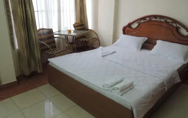 Tan Quyen Hotel