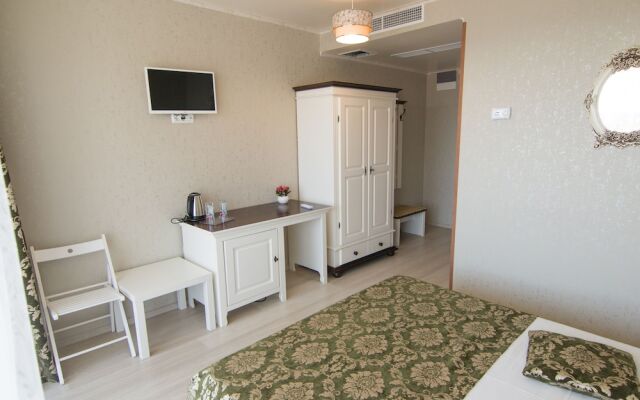 Hotel Merty - Hotel in Constanta - Photo 3