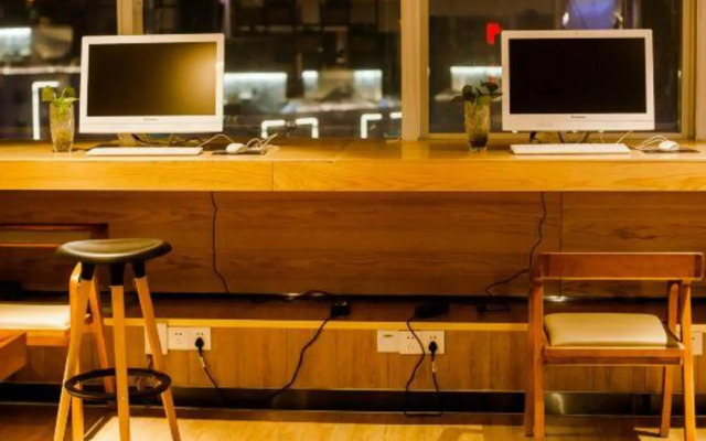 Momo Yishang Boutique Hotel