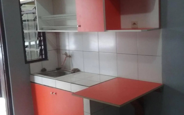 Budi House & Food Station