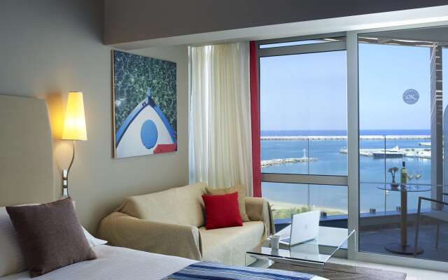 Kyma Suites Beach Hotel