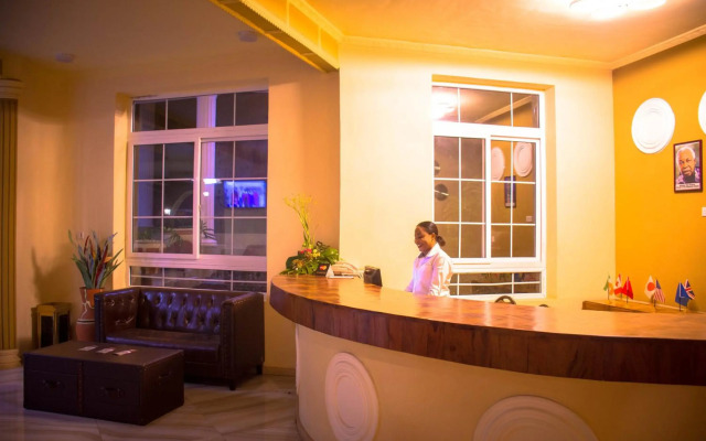 Masailand Safari & Lodge