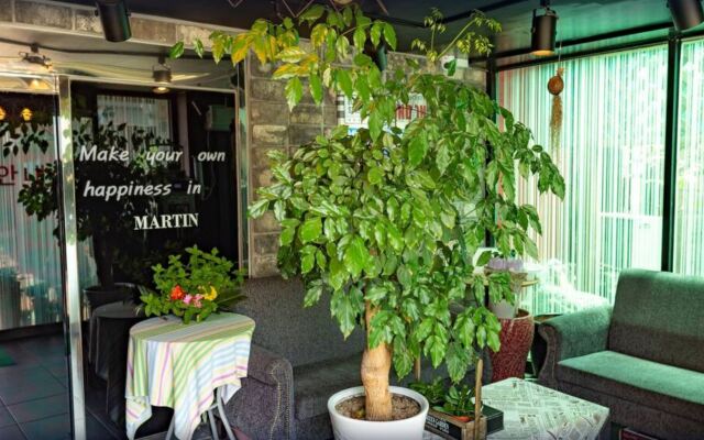 Martin Hotel