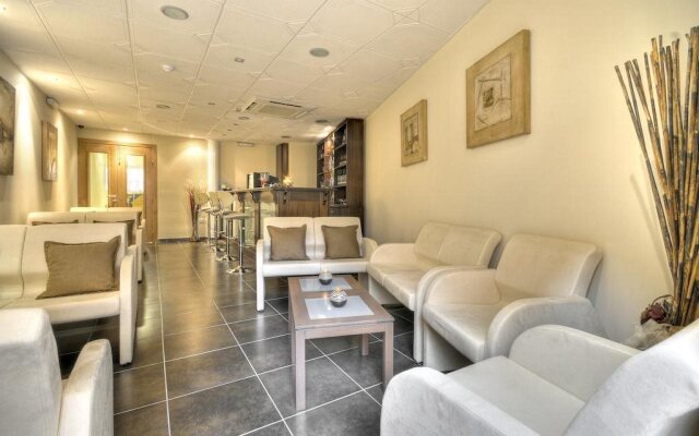 Euro Guest House